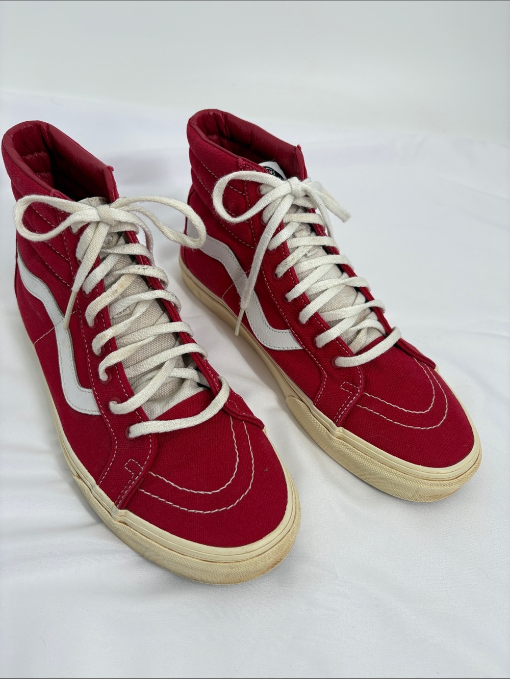 Vans Sk8-Hi red canvas high top skate shoes mens 10.5 womens 12